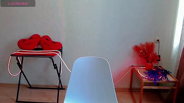 ElaraJons online show from 07/29/26, 07:07