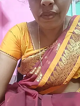 Snapshot of Tamilsexy35 chatting on 07/01/26, 05:13 Tamilsexy35 online show from 07/01/26, 05:13