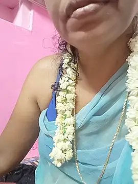 Snapshot of Tamilsexy35 chatting on 07/09/26, 10:31 Tamilsexy35 online show from 07/09/26, 10:31