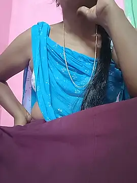 Snapshot of Tamilsexy35 chatting on 06/26/26, 03:40 Tamilsexy35 online show from 06/26/26, 03:40
