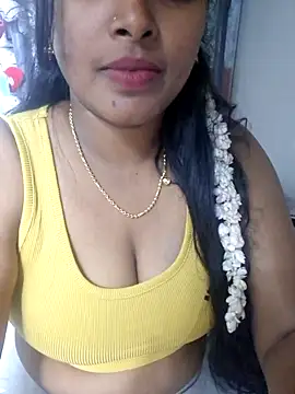 Snapshot of Tamil_Hot-Tattoo chatting on 06/18/26, 06:45 Tamil Hot-Tattoo online show from 06/18/26, 06:45
