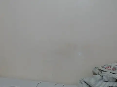 Snapshot of lewinne chatting on 07/07/26, 09:07 lewinne online show from 07/07/26, 09:07