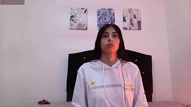 Dahlia  Vixen online show from 07/27/26, 11:50