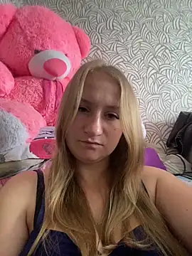 Snapshot of Emilia_ki chatting on 06/19/26, 11:05 Emilia ki online show from 06/19/26, 11:05