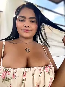 HoneyBunXXX online show from 06/20/26, 01:05