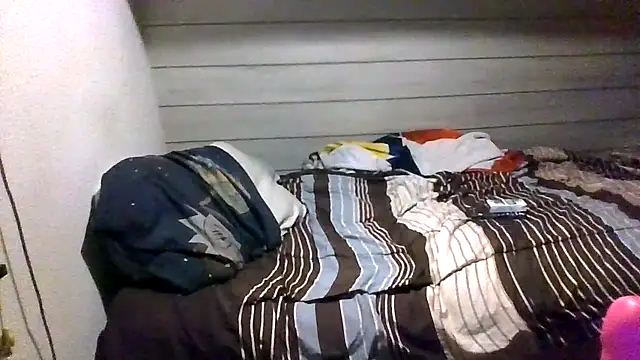 Snapshot of ThisGuy42o chatting on 06/25/26, 02:20 ThisGuy42o online show from 06/25/26, 02:20