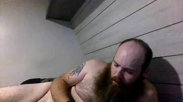 Snapshot of ThisGuy42o chatting on 06/17/26, 03:50 ThisGuy42o online show from 06/17/26, 03:50