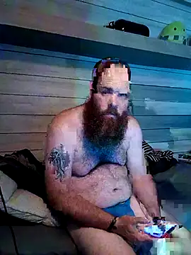 Snapshot of ThisGuy42o chatting on 07/12/26, 01:39 ThisGuy42o online show from 07/12/26, 01:39