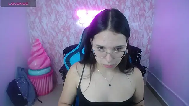 Lia Rose ch online show from 07/11/26, 03:07