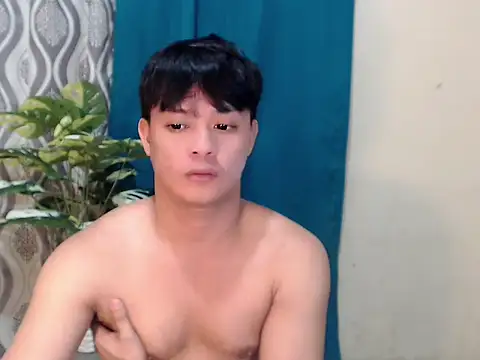 Snapshot of kingdomcum96 chatting on 07/24/26, 01:40 kingdomcum96 online show from 07/24/26, 01:40