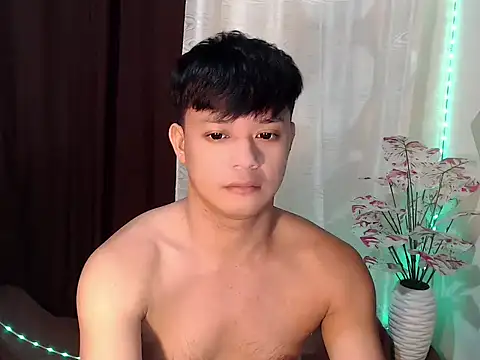 Snapshot of kingdomcum96 chatting on 07/09/26, 10:20 kingdomcum96 online show from 07/09/26, 10:20
