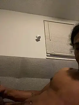 Snapshot of johnfoe4 chatting on 06/19/26, 03:01 johnfoe4 online show from 06/19/26, 03:01