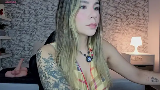 Isabella Bliss online show from 08/02/26, 12:20