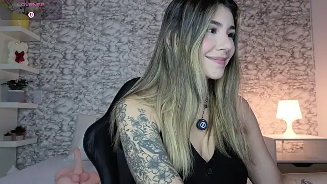 Isabella Bliss online show from 07/25/26, 12:07