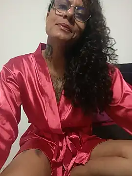 Snapshot of Claro_de_Luna chatting on 07/14/26, 12:43 Claro de Luna online show from 07/14/26, 12:43
