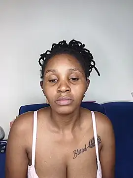 Snapshot of Holy_Virgin chatting on 07/29/26, 03:17 Holy Virgin online show from 07/29/26, 03:17