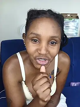 Snapshot of Holy_Virgin chatting on 07/15/26, 09:22 Holy Virgin online show from 07/15/26, 09:22