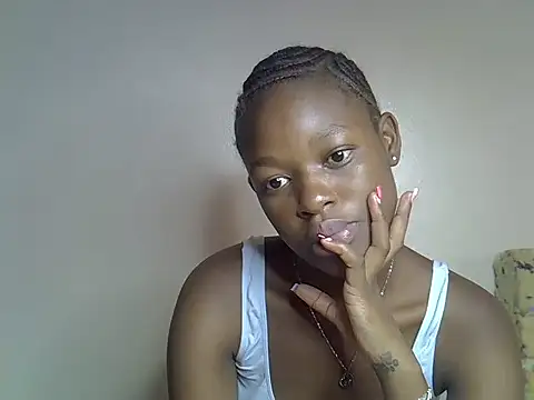 Snapshot of pretty_albright chatting on 06/17/26, 03:50 pretty albright online show from 06/17/26, 03:50