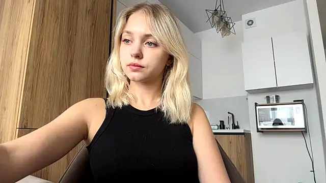 EveryoneEve online show from 07/20/26, 10:39