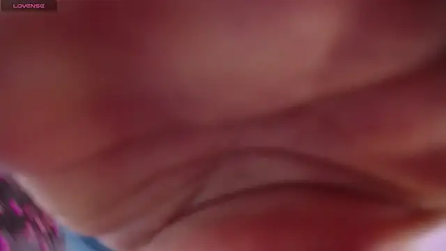 Diamond rose as online show from 06/19/26, 08:03