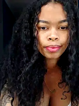 caroline brunete online show from 06/17/26, 02:38