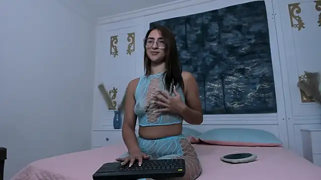AbbyMilers online show from 08/04/26, 11:04