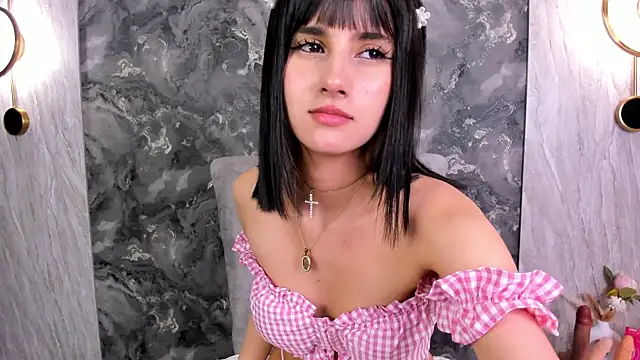ZoeHall  online show from 07/17/26, 09:12