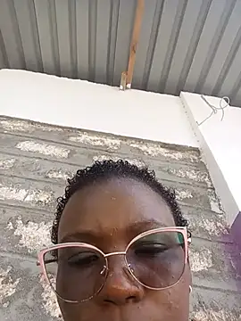 Lovergirlcute online show from 08/04/26, 11:04