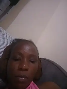 Lovergirlcute online show from 06/17/26, 06:51