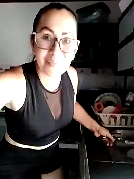 Cuchibarbie online show from 07/06/26, 04:20