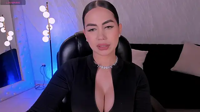 SabrinaMontclair online show from 07/07/26, 09:07