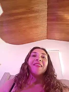 Angelika Clauss online show from 06/19/26, 06:36