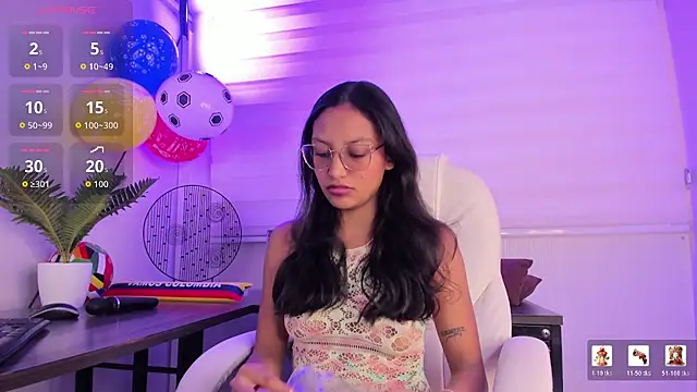 emma brooks  online show from 06/26/26, 08:03