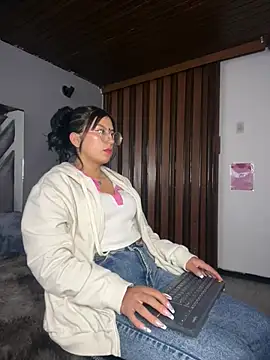 GabyLopez Pink online show from 06/26/26, 03:34