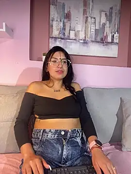 GabyLopez Pink online show from 06/27/26, 12:22