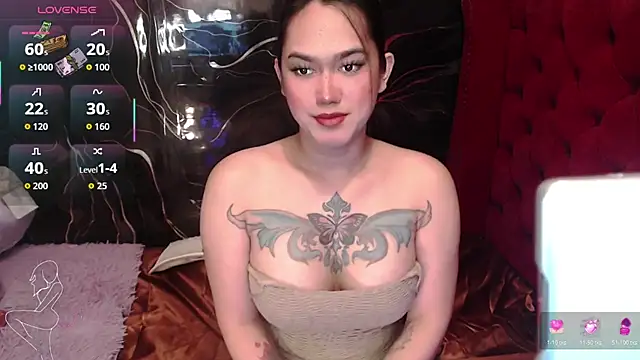 Snapshot of YourtsBella chatting on 07/04/26, 08:35 YourtsBella online show from 07/04/26, 08:35