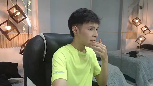 Snapshot of ash_ka chatting on 07/18/26, 07:33 ash ka online show from 07/18/26, 07:33