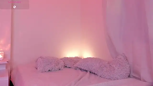 lana moontt online show from 07/28/26, 12:07