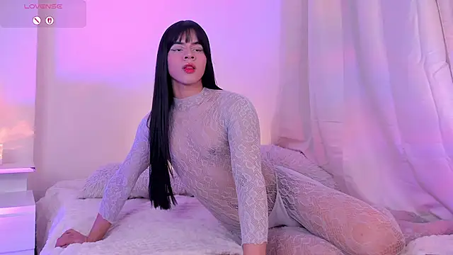 lana moontt online show from 07/24/26, 12:28