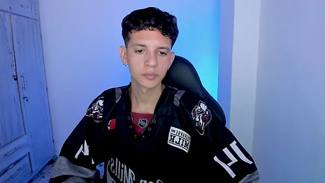 tylerrnova online show from 07/02/26, 03:23