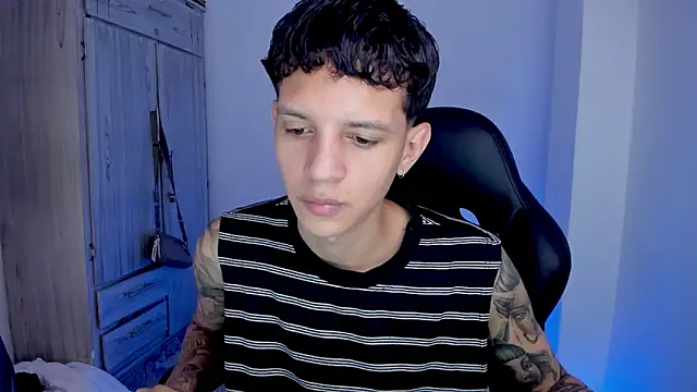 tylerrnova online show from 08/03/26, 03:25