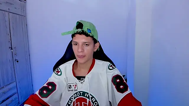 tylerrnova online show from 07/16/26, 03:25
