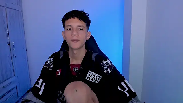 tylerrnova online show from 07/02/26, 03:18