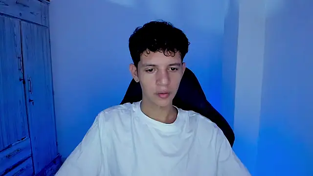 tylerrnova online show from 07/26/26, 03:35