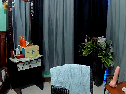 Snapshot of XCalixa chatting on 07/02/26, 03:51 XCalixa online show from 07/02/26, 03:51