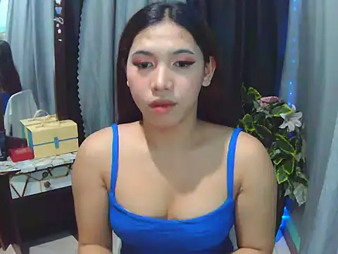 Snapshot of XCalixa chatting on 07/14/26, 05:08 XCalixa online show from 07/14/26, 05:08