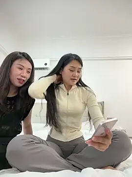 emily6969 online show from 06/18/26, 05:39