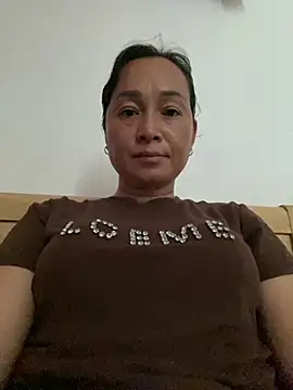 Snapshot of Loly_hana chatting on 07/08/26, 04:24 Loly hana online show from 07/08/26, 04:24