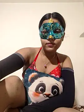 pooja riya online show from 07/20/26, 01:02