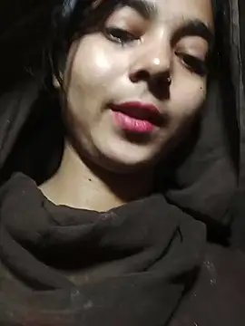 Snapshot of Simran_143 chatting on 07/31/26, 02:58 Simran 143 online show from 07/31/26, 02:58